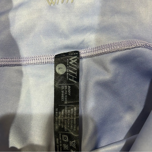 Peloton WITH Lavender Wild Flower High Rise Capris Size Large - Picture 11 of 14
